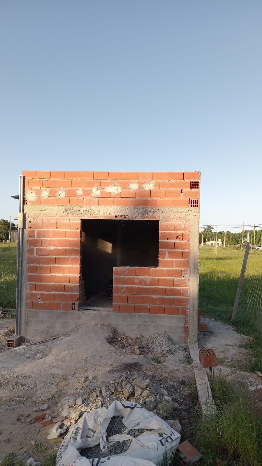 Construcción en Barrio Parque Sicardi – Villa Garibaldi